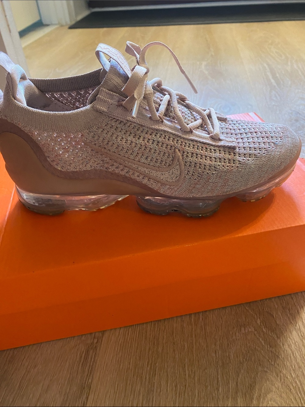 Women’s Nike Vapor Max - Picture 1 of 1
